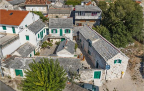 Beautiful Home In Primosten With Kitchen